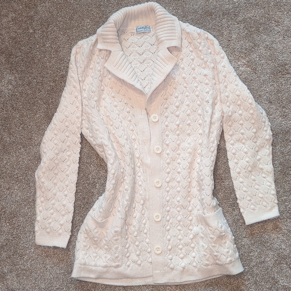 Vintage cardigan perfect condition
